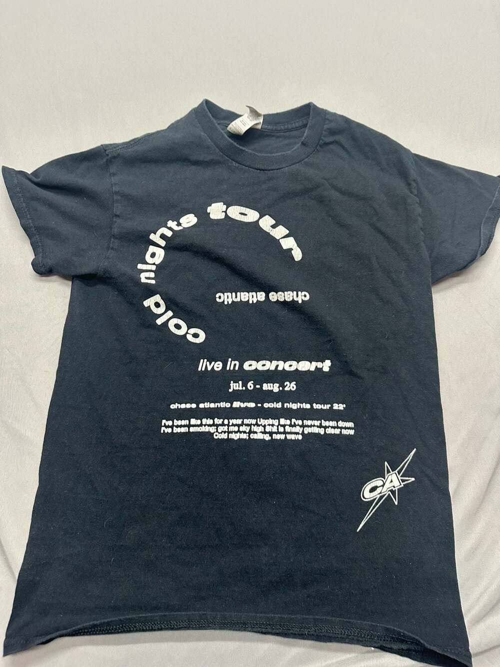 Chase Atlantic Cold Nights Tour 22 Concert T-Shirt Size Small
